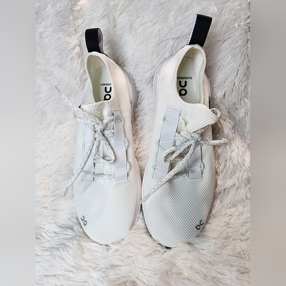ON Running Cloudeasy NWOT Size 9 Mens - Picture 3 of 14